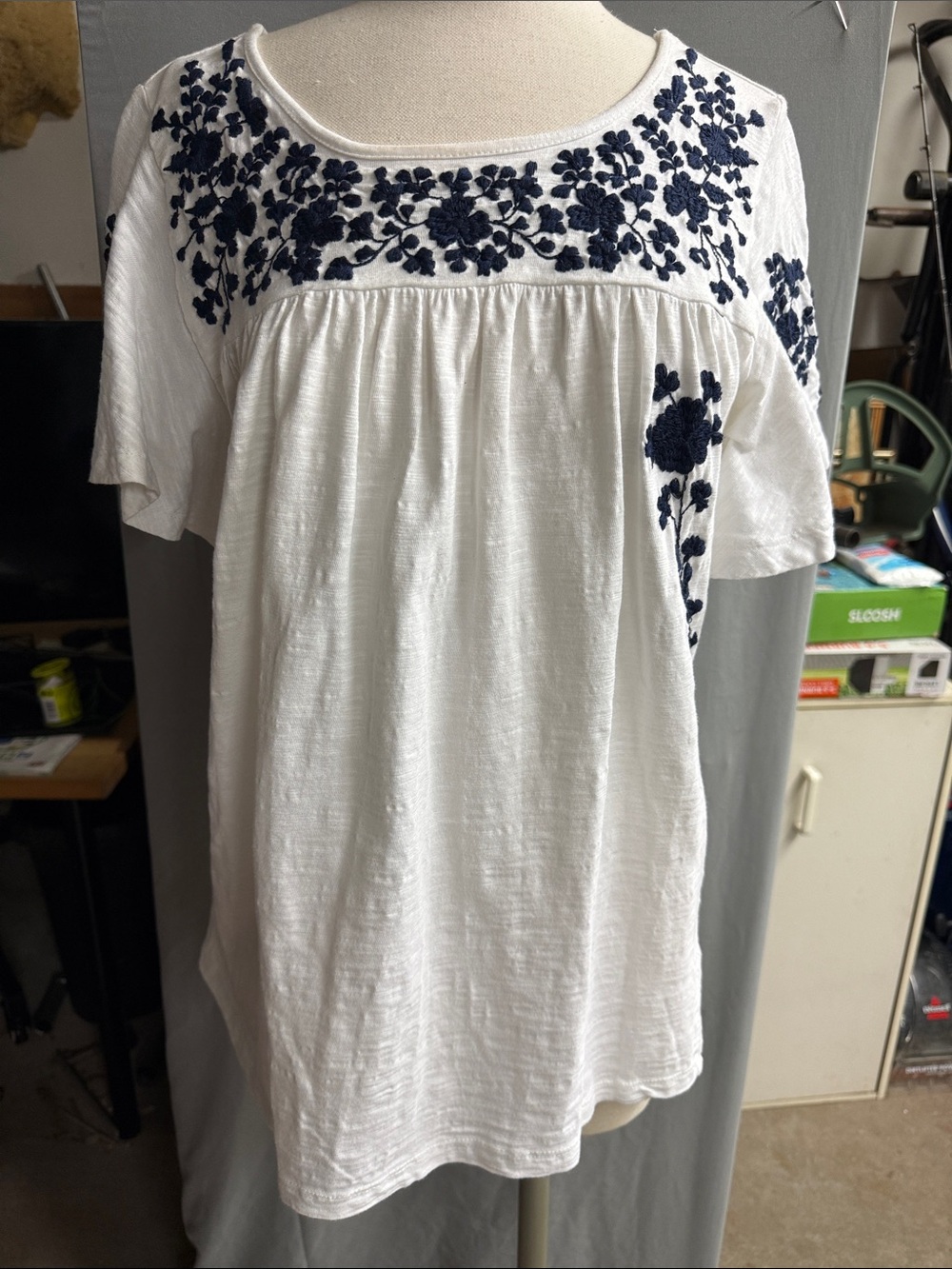 White Short-Sleeve Women's Tunic with Navy Floral Embroidery